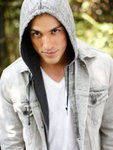 Tyler Lockwood - Michael Trevino