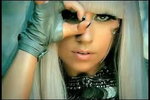 Lady GaGi : ) ( "poker face" )