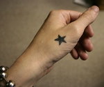 mała gwiazdka na dłoni