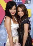 Katy Perry i Miley Cyrus 