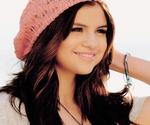 Selene Gomez 