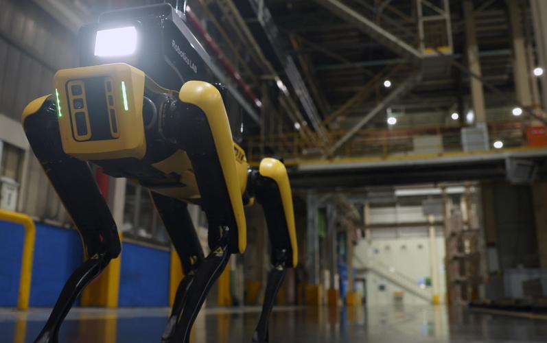 Hyundai Motor Group wprowadza w życie „Factory Safety Service Robot”