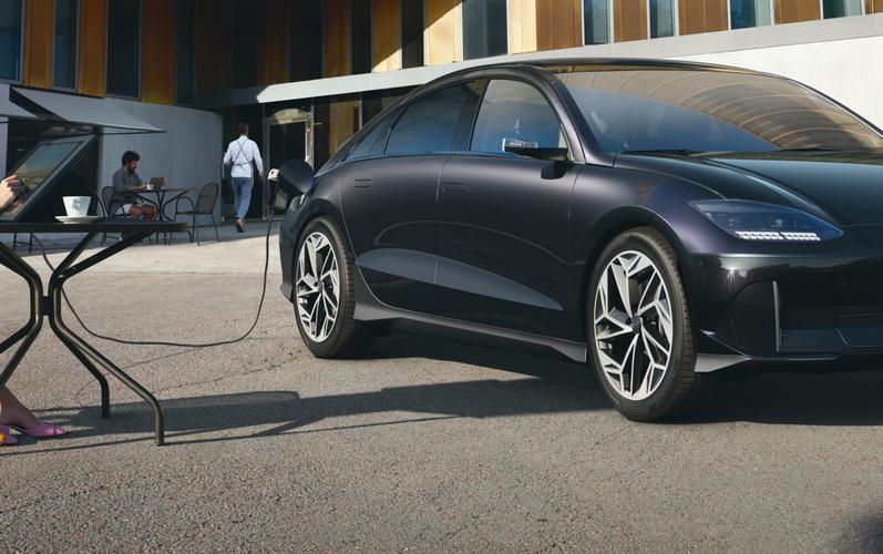 Hyundai przedstawia design modelu IONIQ 6, elektrycznego Streamlinera