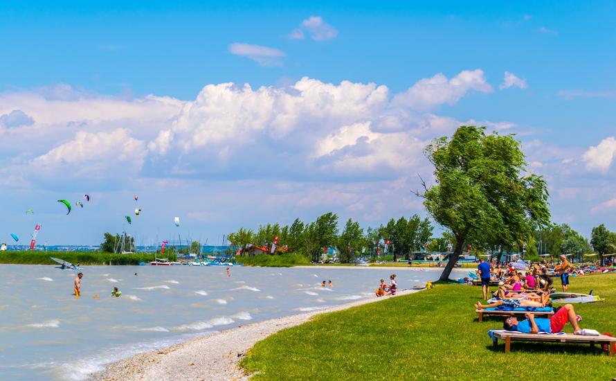 Najpopularniejsza miejscowość wypoczynkowa nad Jeziorem Nezyderskim
