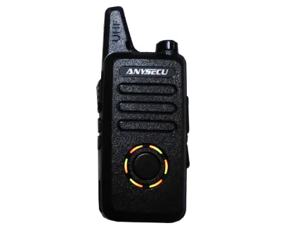 AC-U2 - 16 kanałowy radiotelefon na pasmo UHF o mocy 2W/1W czarny