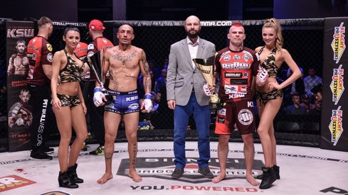 Renato Pezinho (z lewej), Łukasz Widuliński i Grzegorz Szulakowski (fot. KSW)