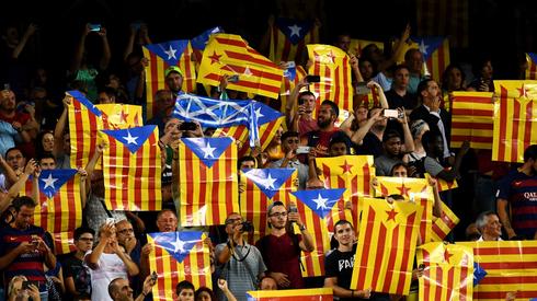 Flagi Katalonii na Camp Nou