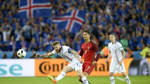 Portugalia - Islandia (fot. PAP/EPA)