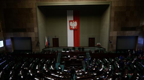 Gorący dzień w Sejmie. Posłowie opozycji protestowali przeciwko ograniczeniu pracy dziennikarzy w Sejmie