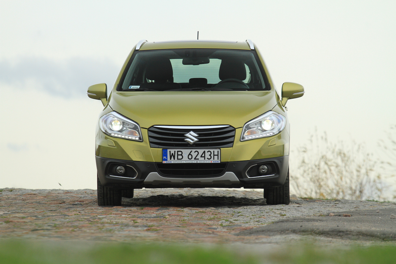 Używane Suzuki Sx4 S-Cross – Trwałe Auto W Dobrej Cenie