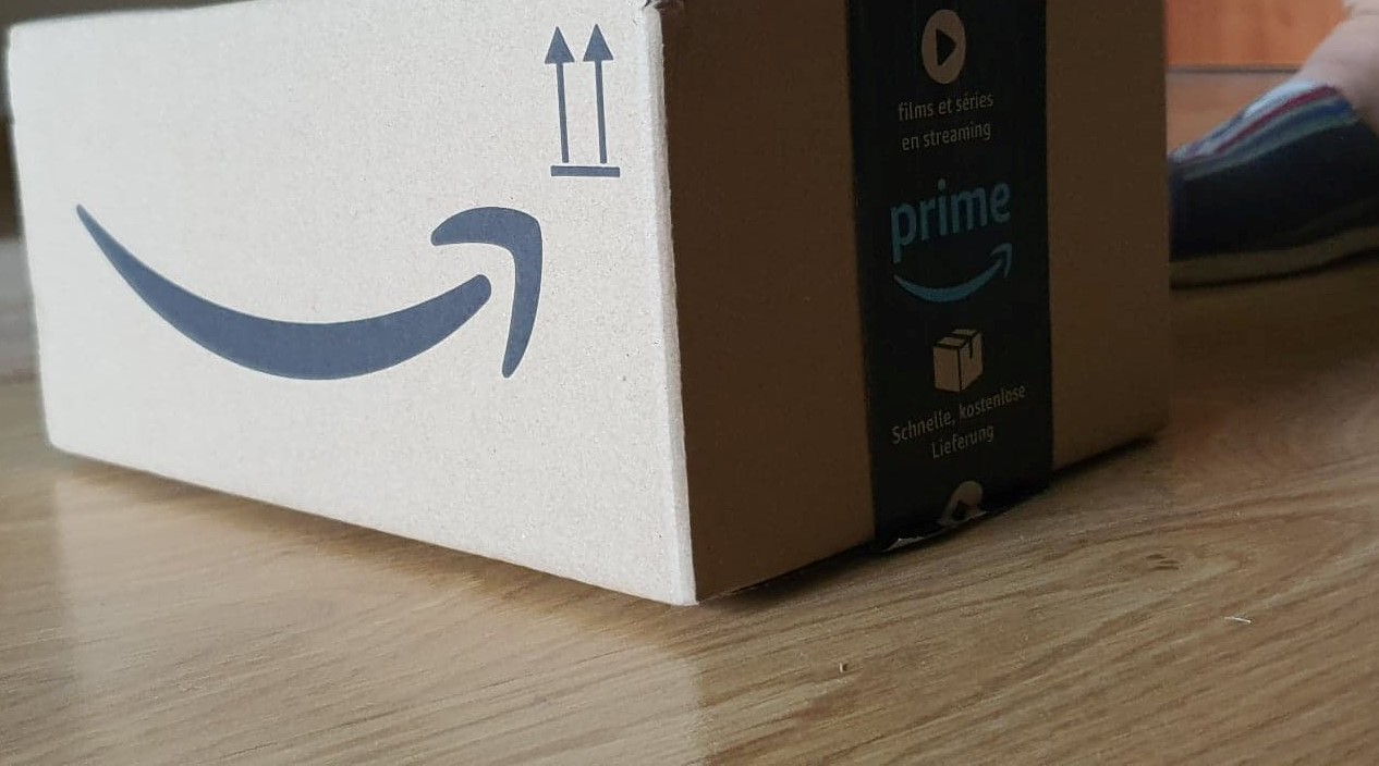 Solidna promocja na Amazon Prime Day: Głośnik Echo Dot 5. generacji o 58  proc. taniej