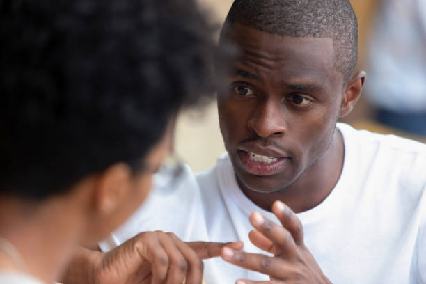 Ladies, here are 5 signs your man is narcissistic and controlling