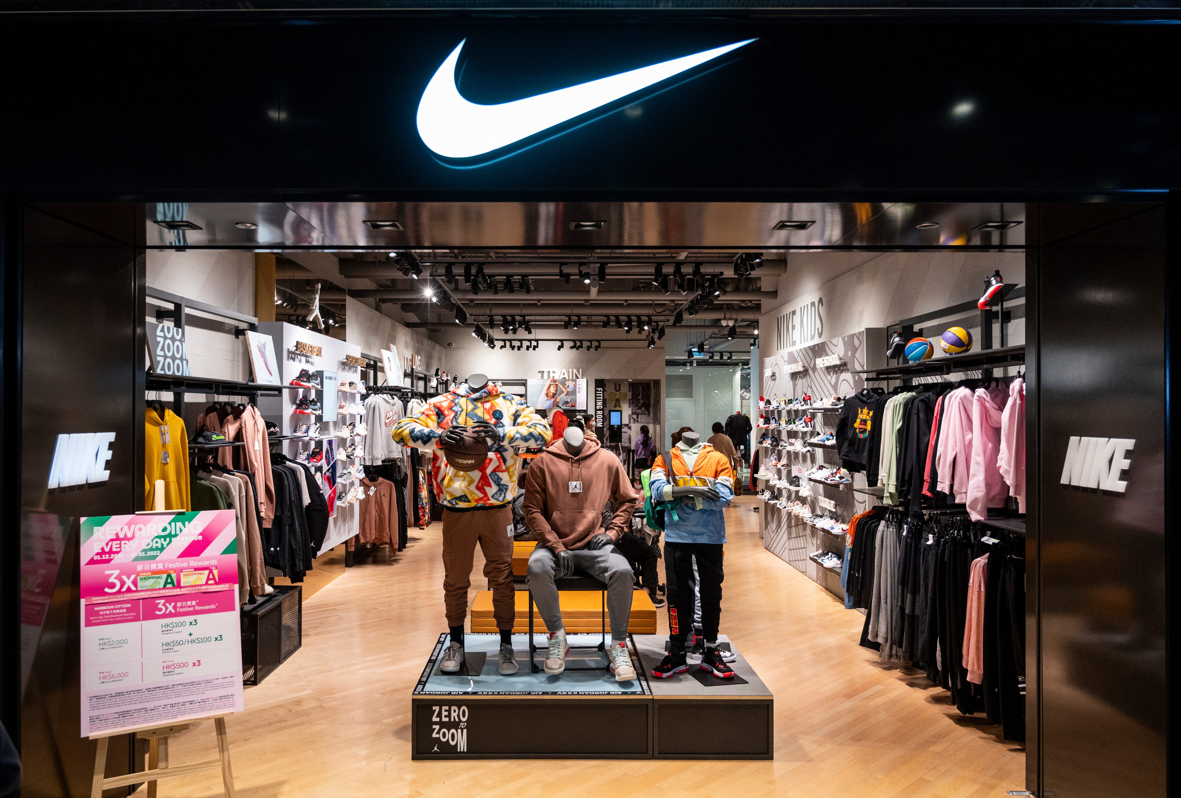 For 12 years, Nike has reigned supreme with teens as their favorite  clothing brand | Business Insider Africa