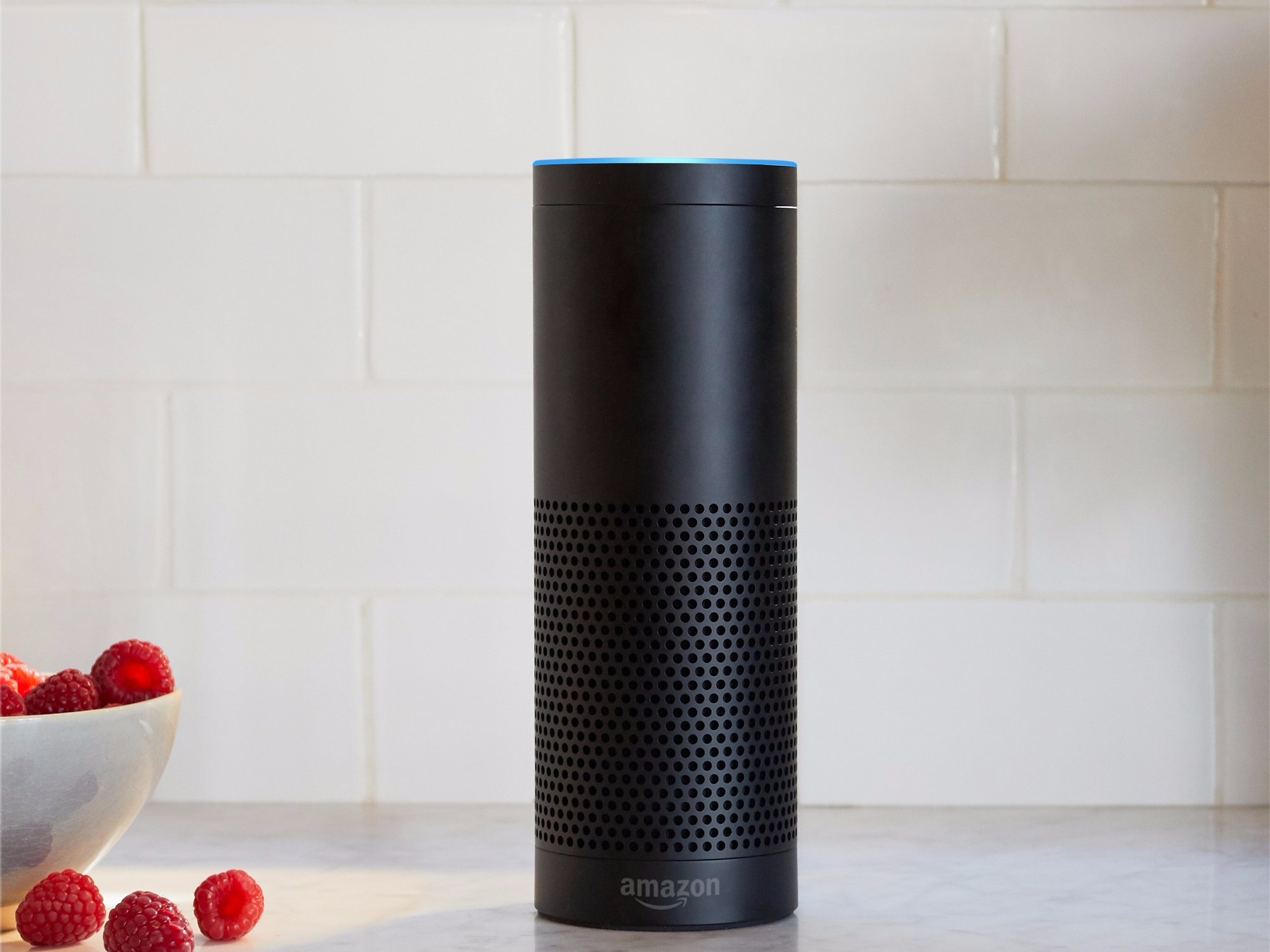 Amazon Echo - inteligentny głośnik - nagła aktywacja