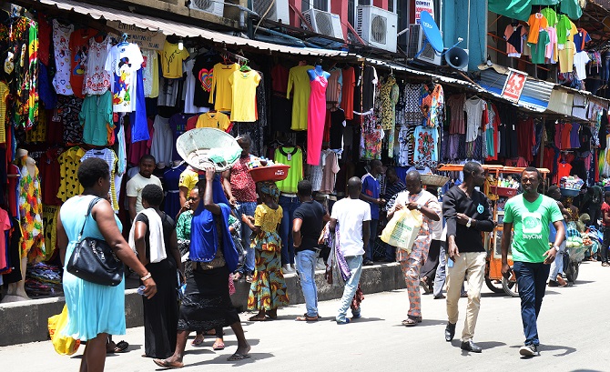 5 popular clothing markets that help you save money in Lagos | Pulse Nigeria