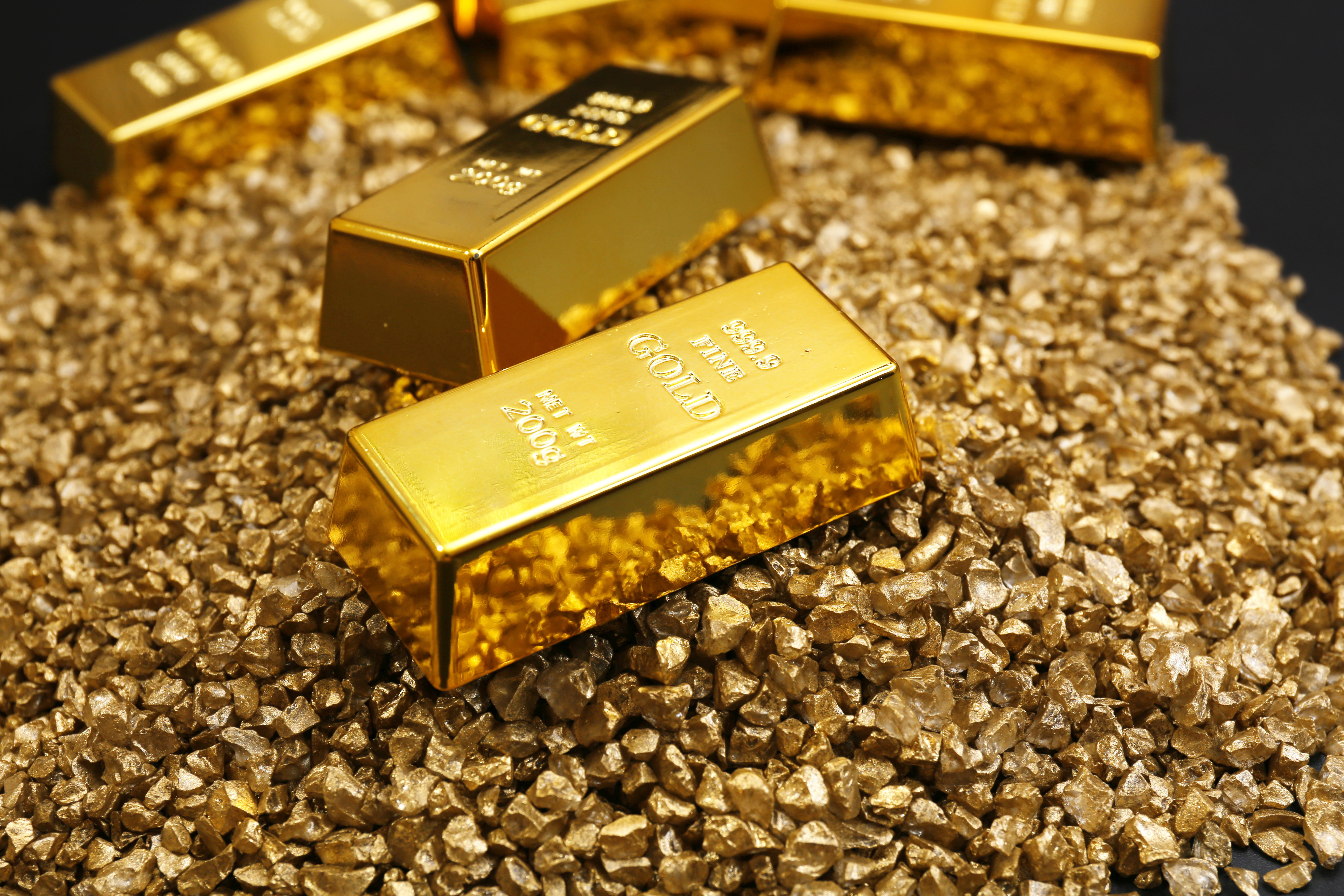 Banki centralne Polski i Węgier kupują złoto. Czechy: nie ma uzasadnienia -  Wiadomości