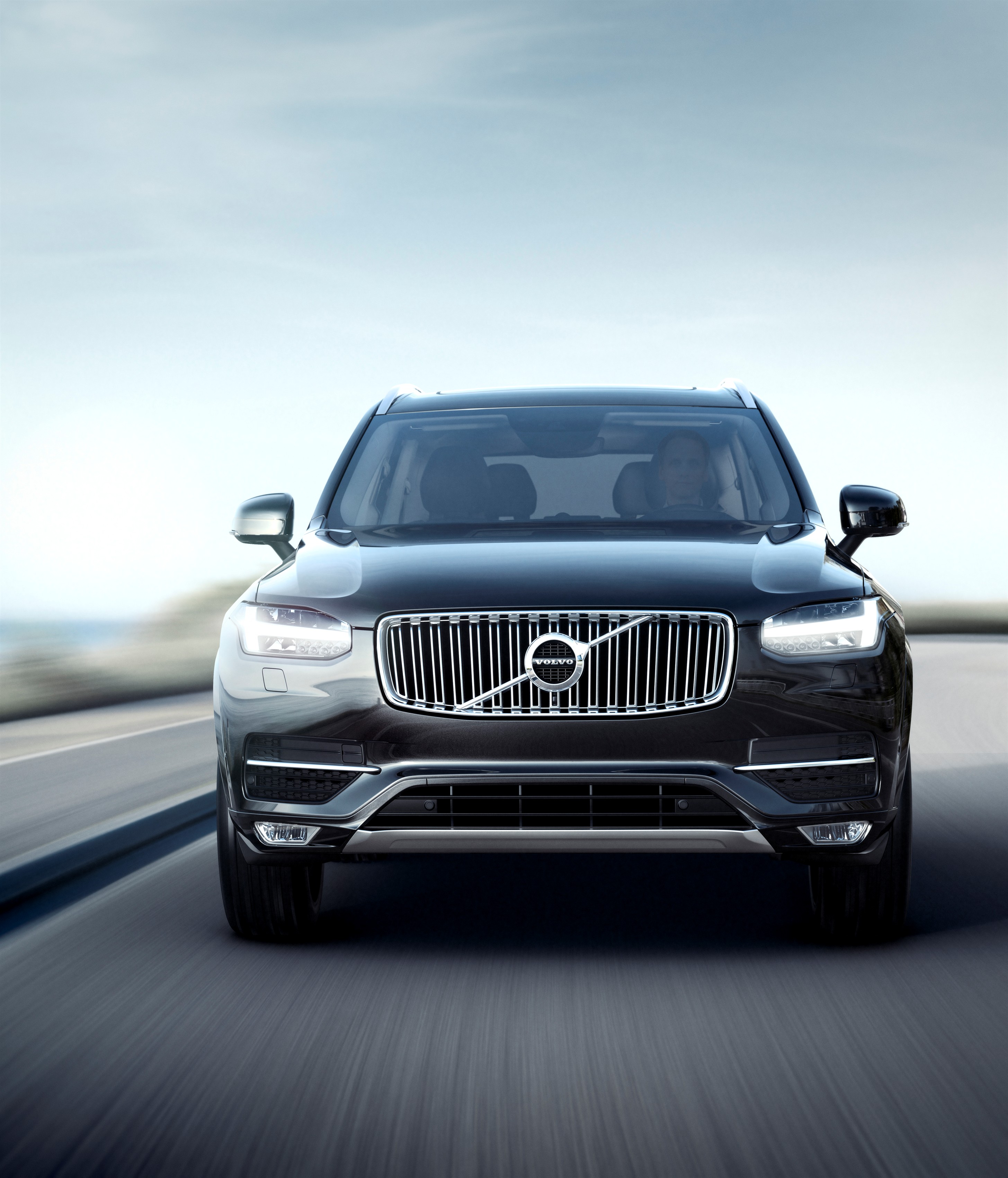 Rewolucyjne Volvo już w Polsce! Oto nowe XC90. ZDJĘCIA z