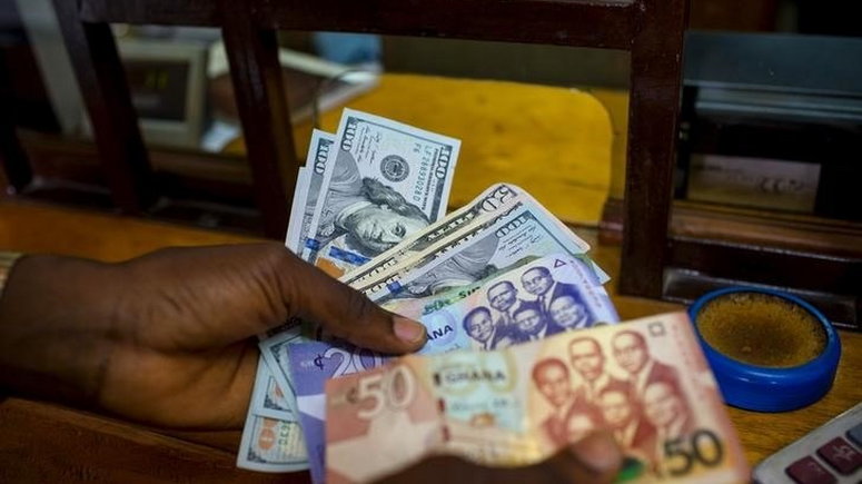 Explainer: Why the Ghana cedi keeps falling and US dollar keeps winning
