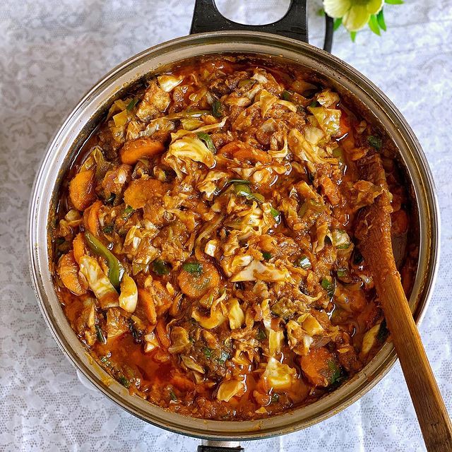 How to make cabbage stew using palm oil