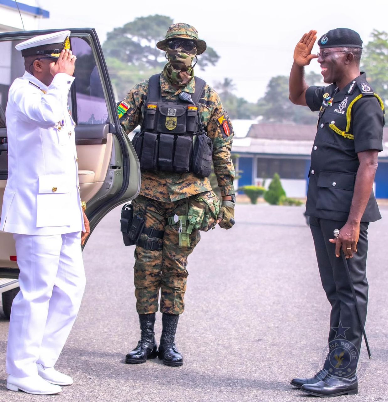 Outgoing CDS thanks IGP Dampare, police for \'historic\' guard of honor parade