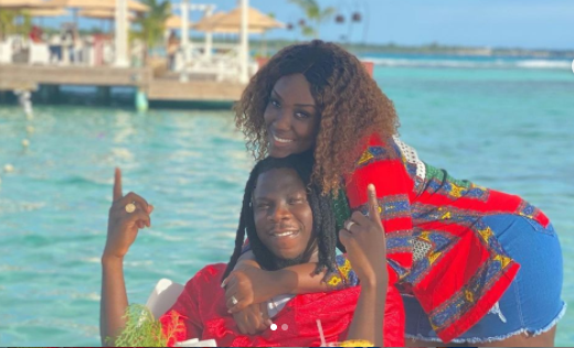 I’m attracted to a woman who’s submissive and respectful – Stonebwoy
