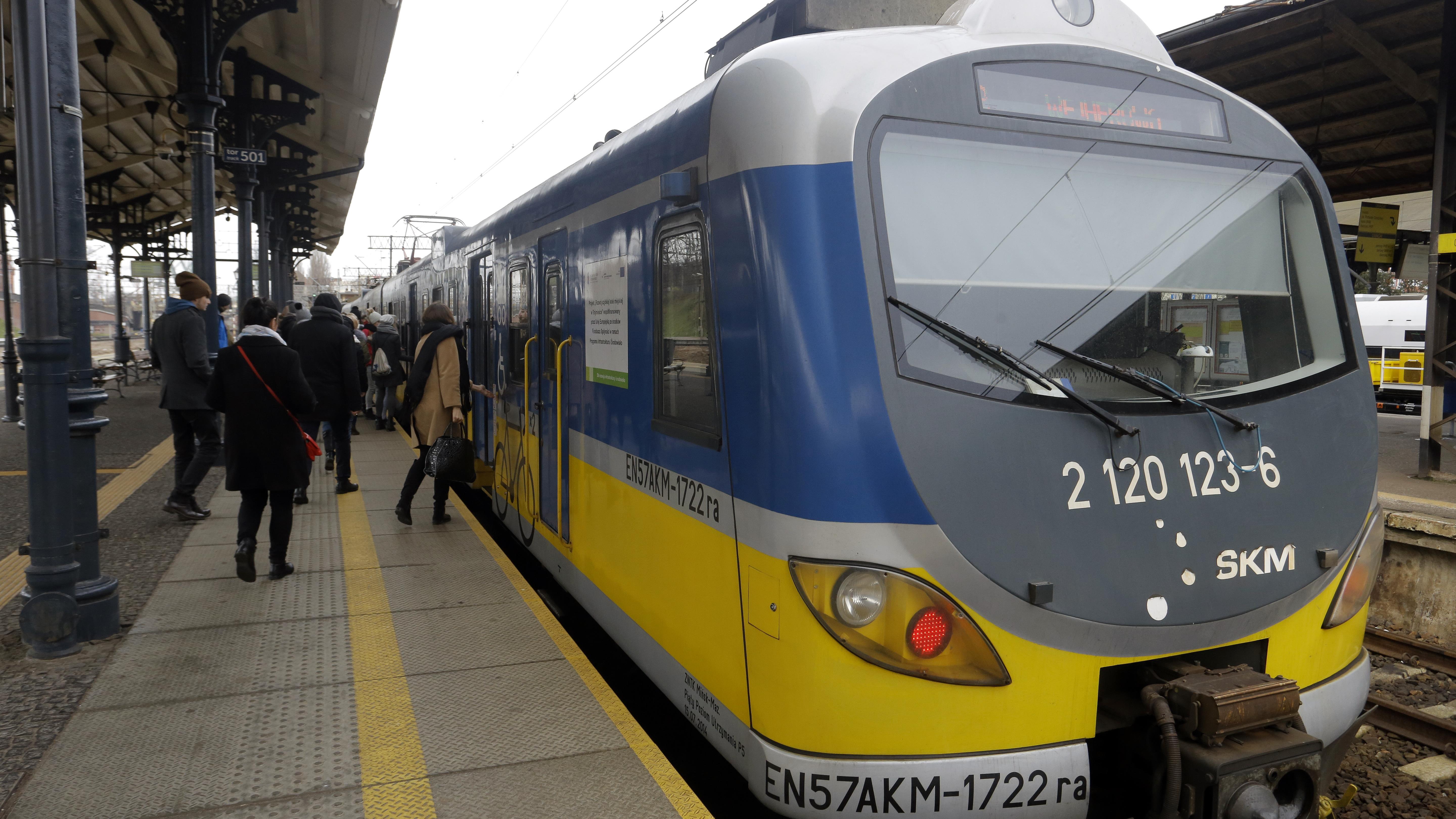 Przewz osb POLSKA-NIEMCY. cznie. Zajmujemy si transportem osb midzy Polsk a Niemcami. Posiadamy wygodne szybkie Busy do niemiec Kielce - Darmowe ogoszenia trendinfo.club