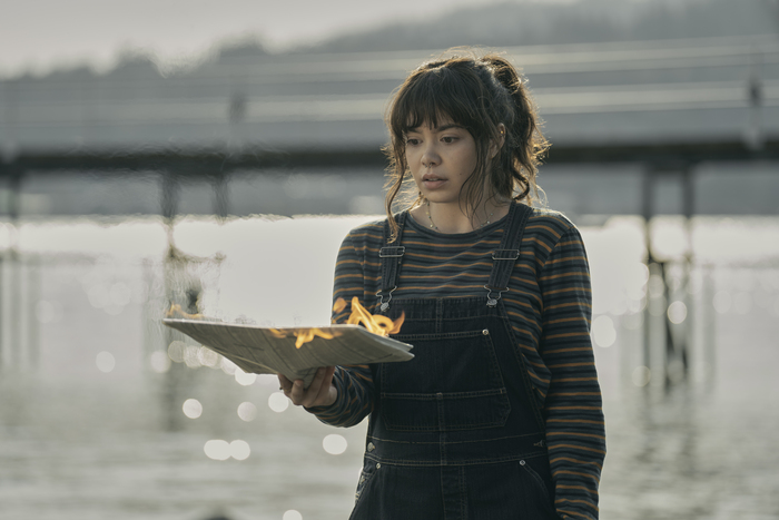 Teenage girls get powers in 'The Power' [Prime Video]