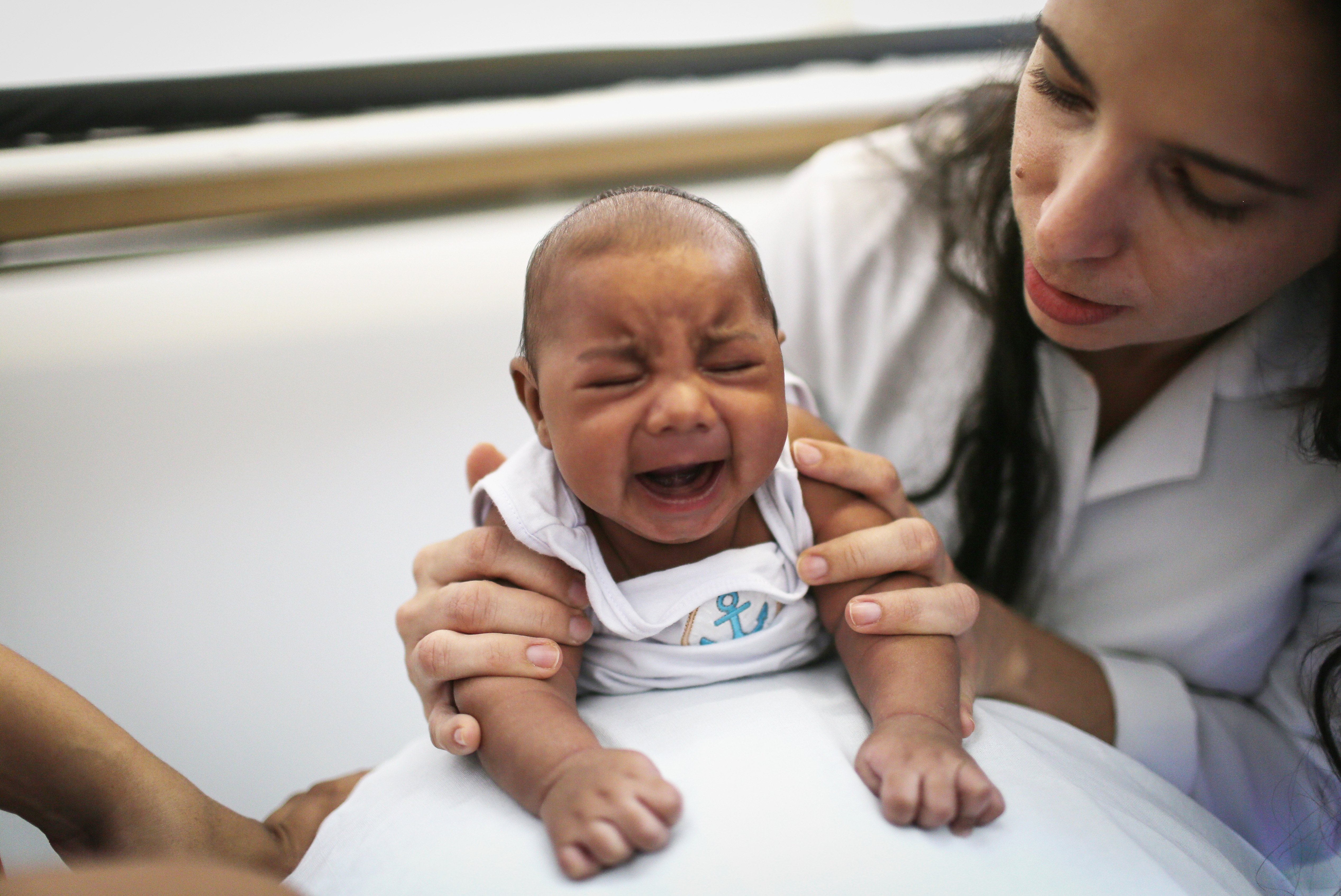 Óriási abortuszhullám indult meg a Zika-vírus miatt - Blikk