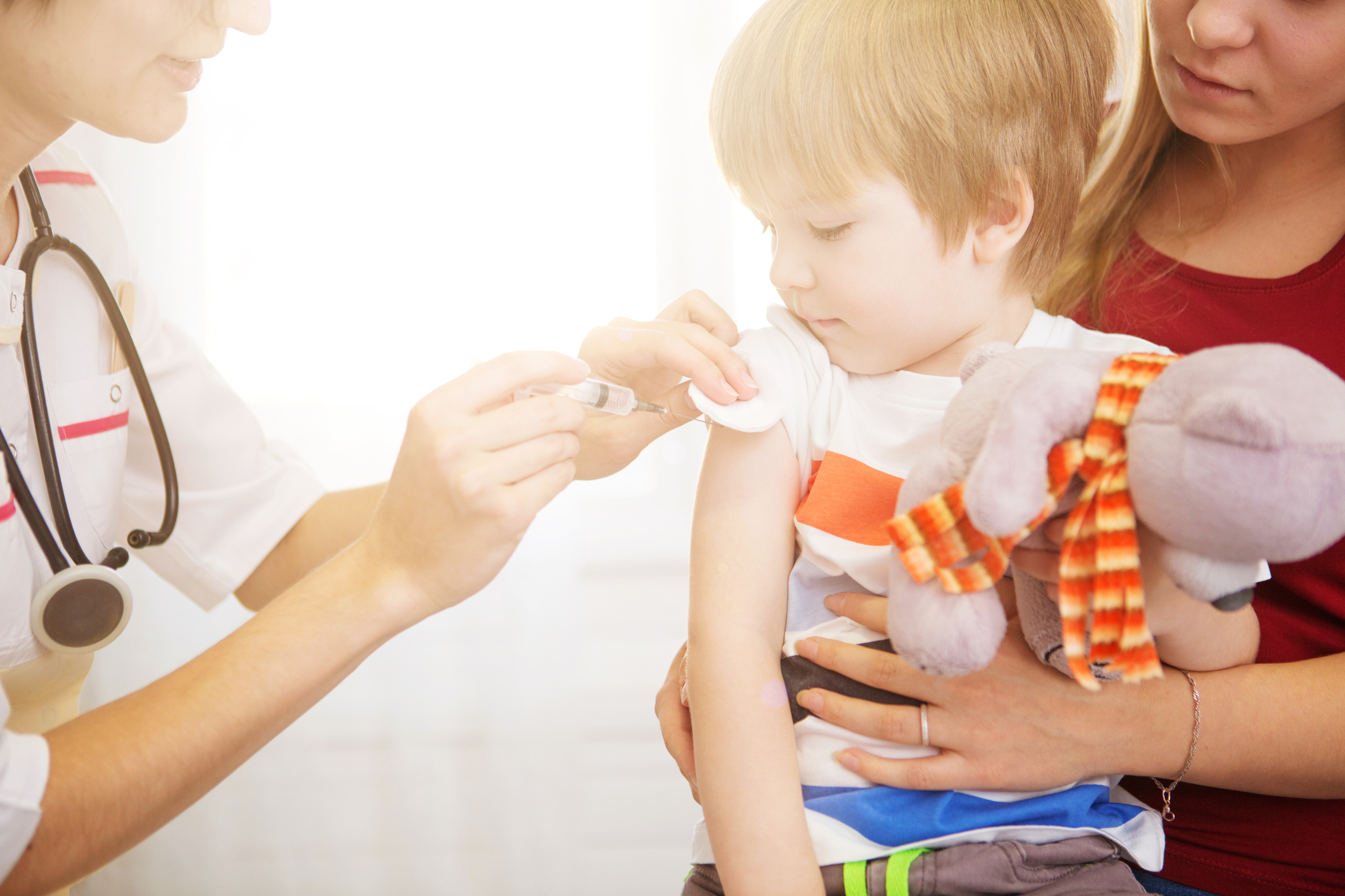 Świnka u dziecka – czym jest? Objawy, leczenie, szczepionka, powikłania -  Dziecko