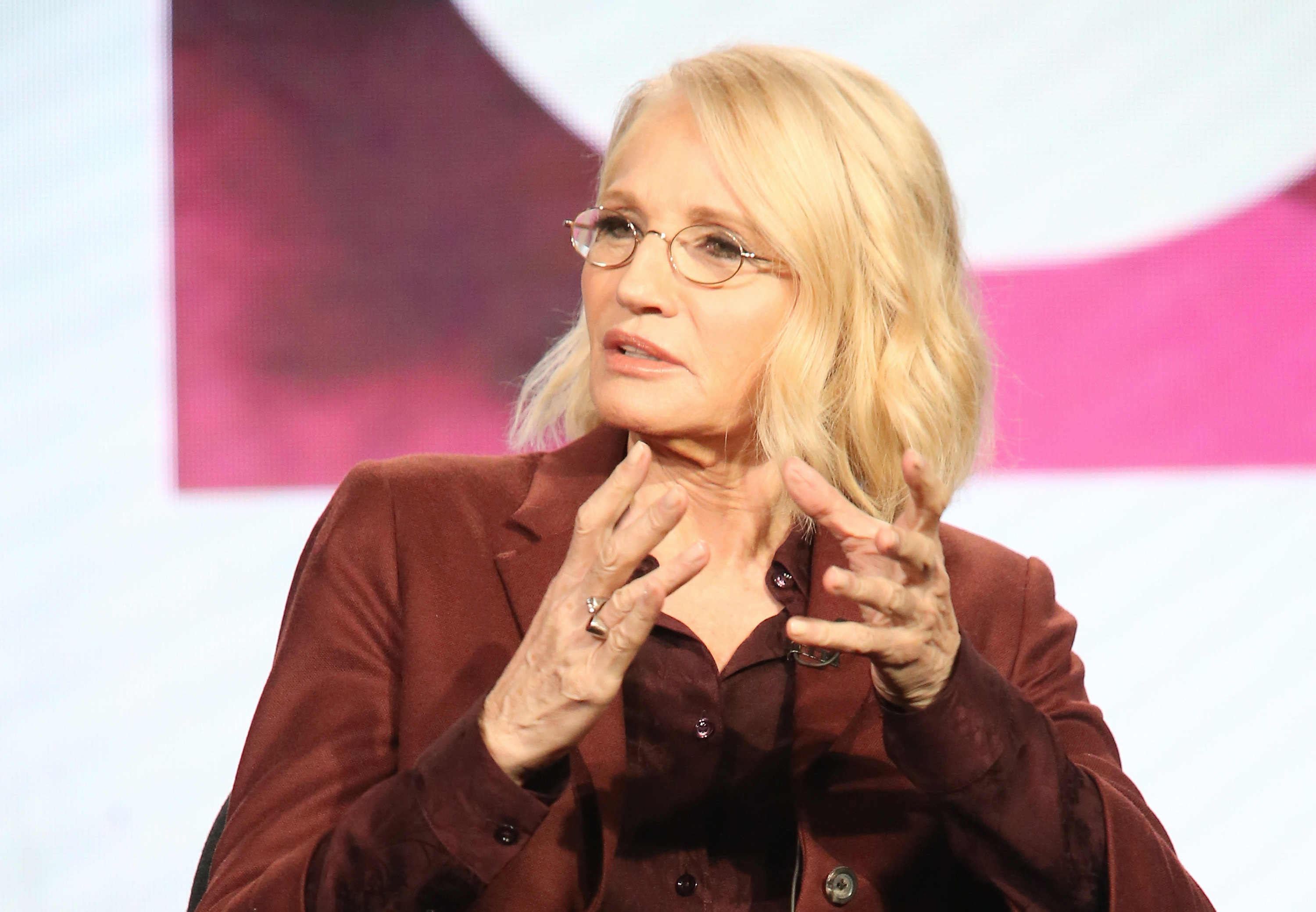 Ellen Barkin - najnowsze informacje | Kultura