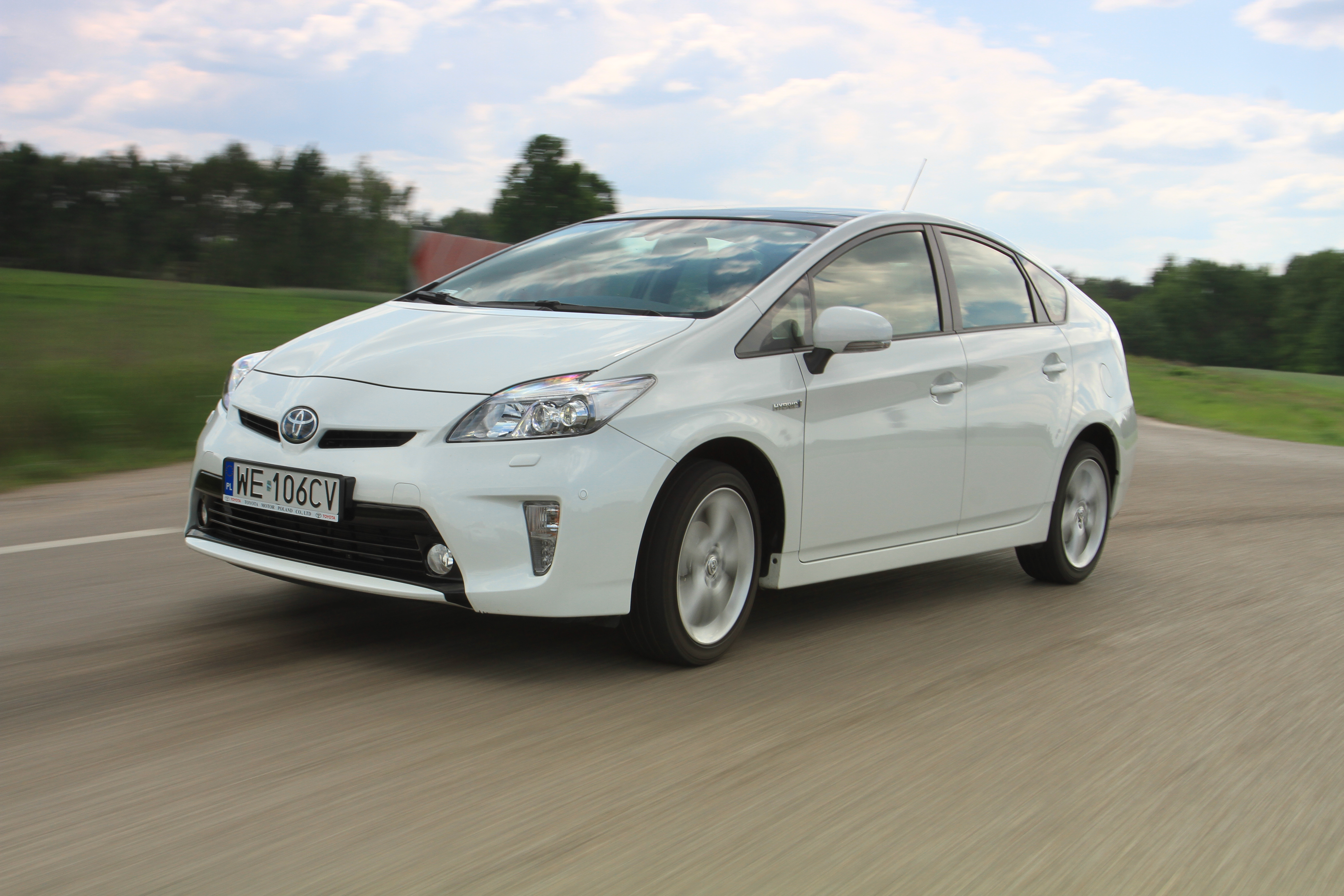 Toyota prius левый руль