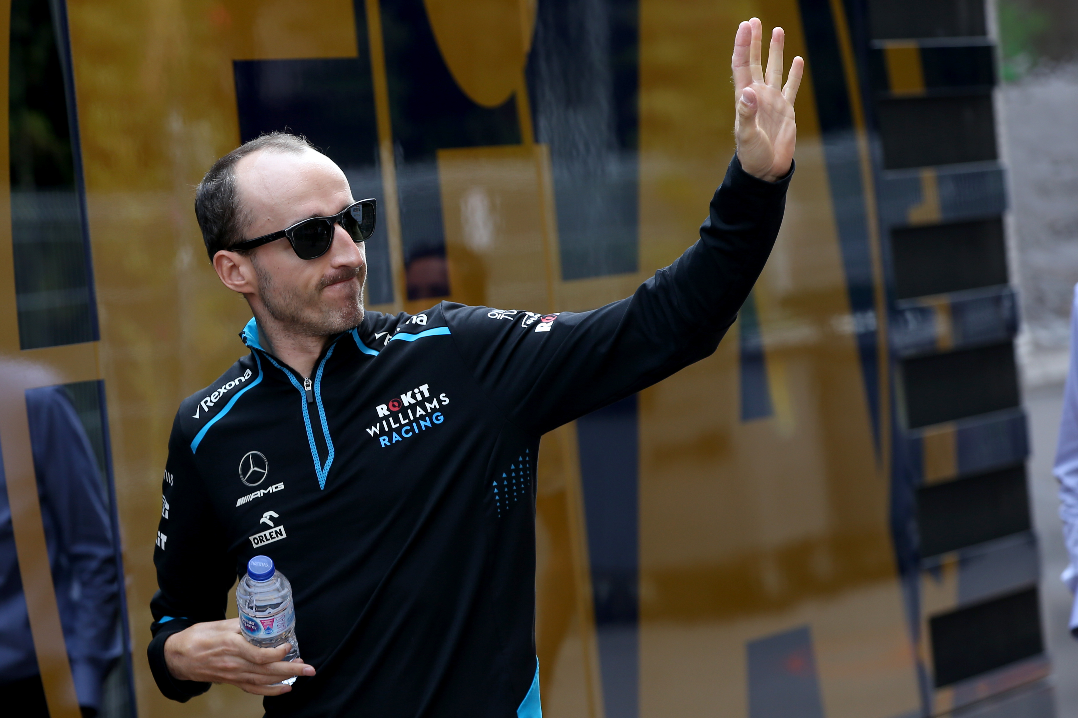 Nem ilyen visszatérésről álmodott: Kubica csak szenved az F1-ben - Blikk