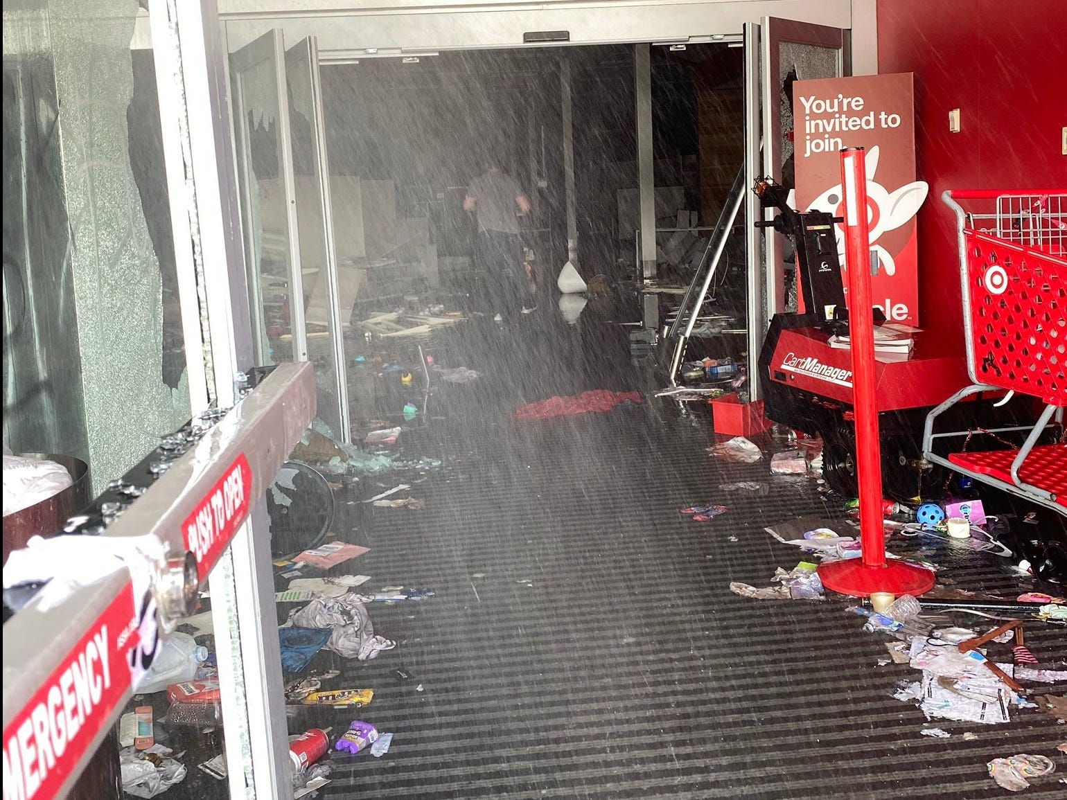 A Minneapolis Target Store Was Destroyed By Looting Photos Show