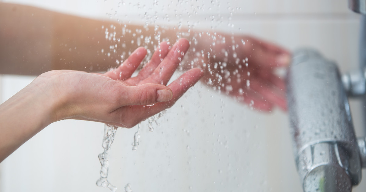 Czy wiesz, ile wody zużywasz pod prysznicem? Ta wiedza zmniejszy twoje rachunki