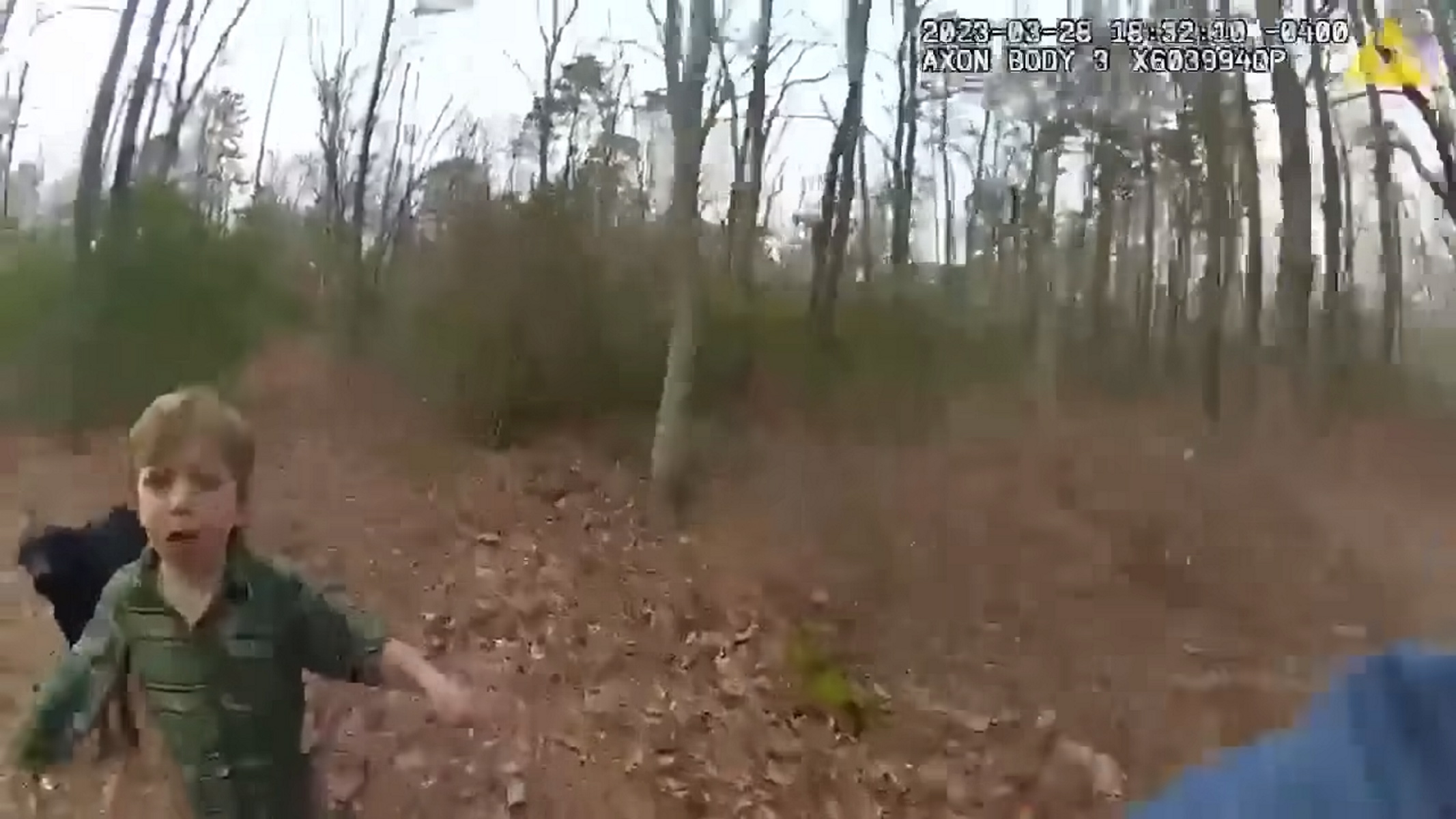 USA. Chłopiec zgubił się w lesie. W jego odnalezieniu pomógł pies