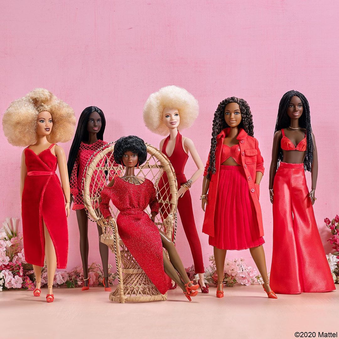 Mattel świętuje 40-lecie wypuszczenia pierwszej ciemnoskórej lalki Barbie -  Kobieta