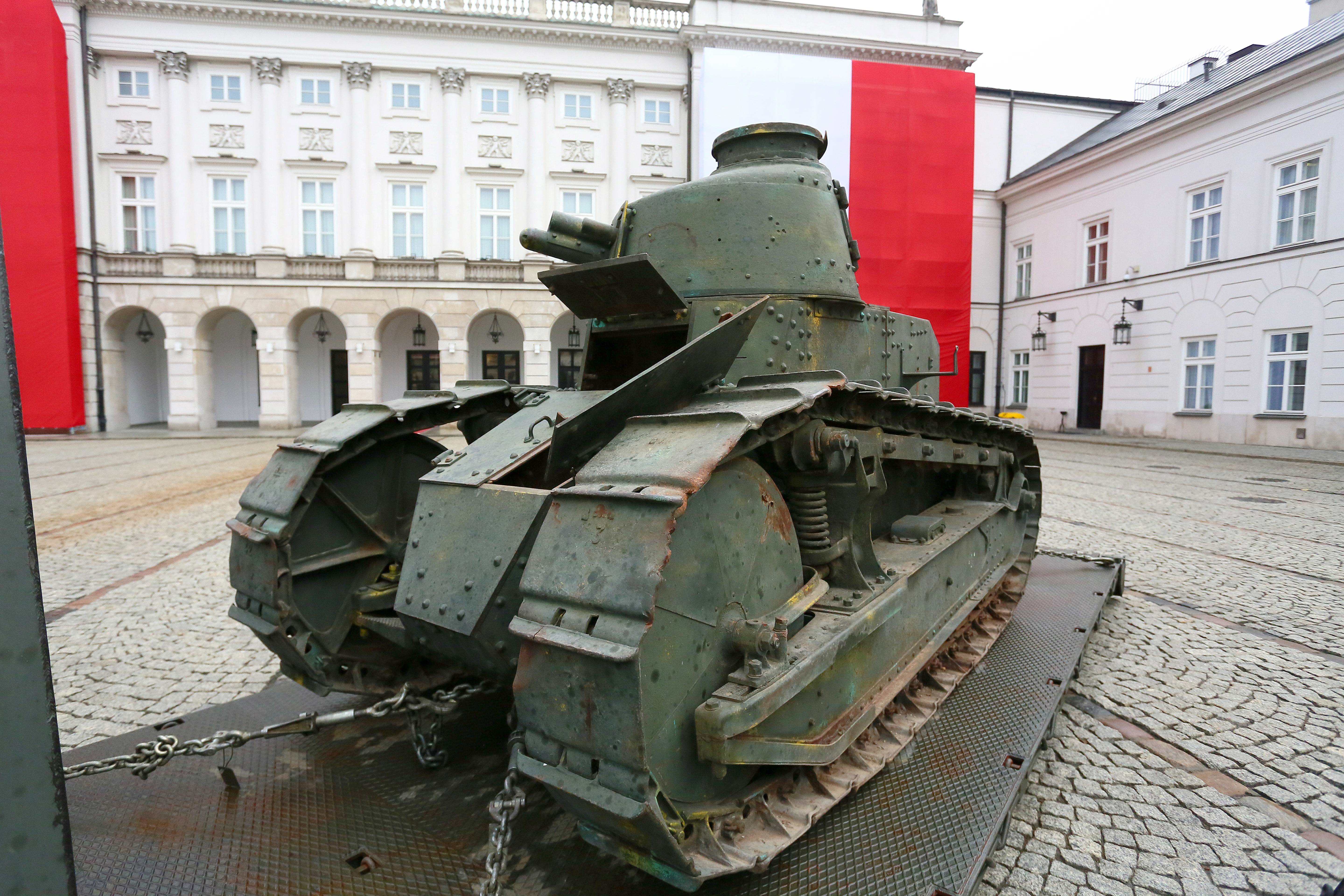 Walczył z bolszewikami, teraz pojedzie w paradzie. Polski