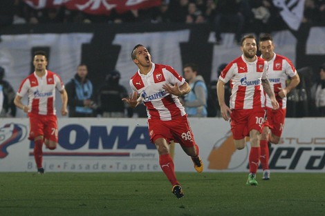 Argentinac Ibanjez proslavlja pogodak za 1:1