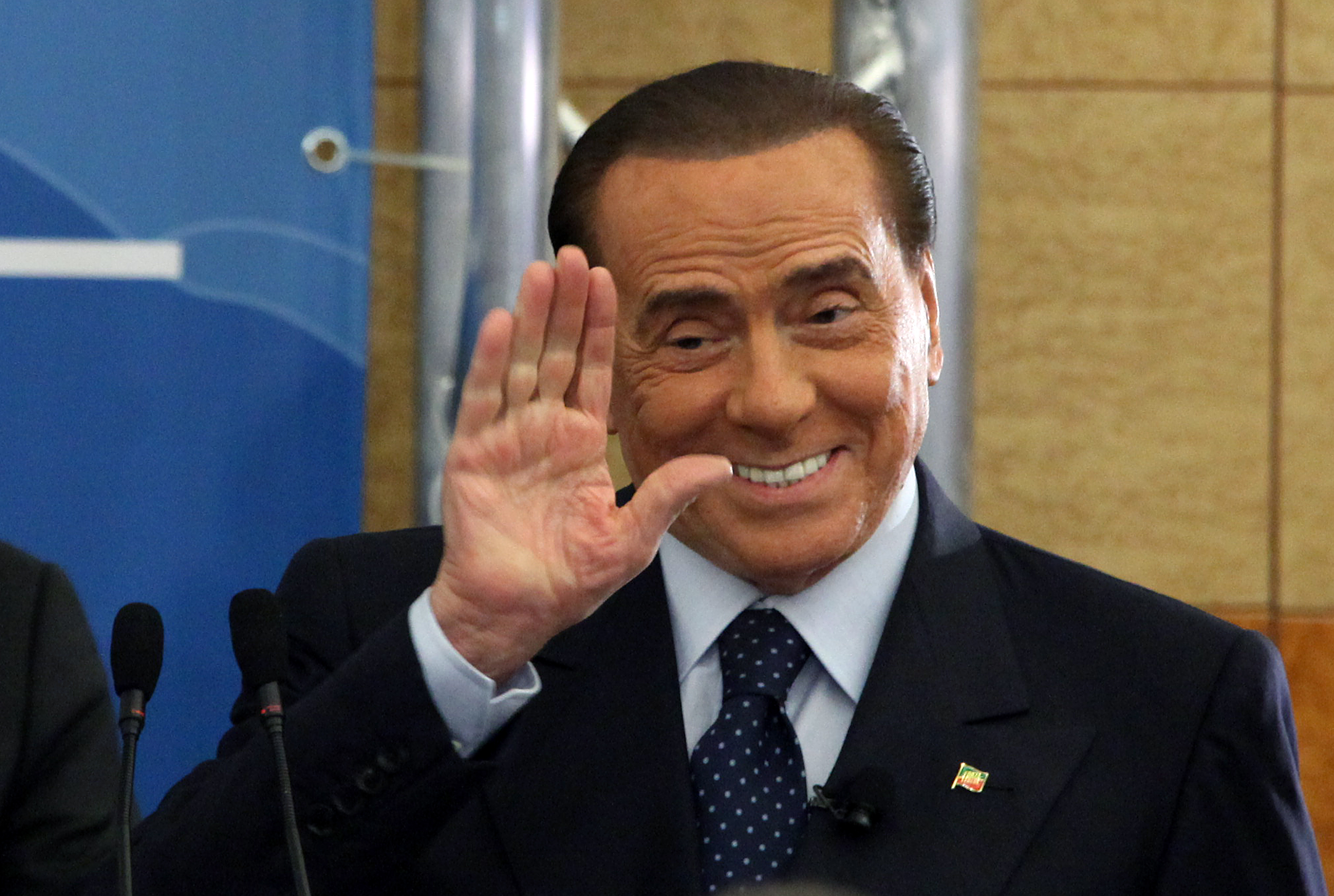 Имя берлускони 7 букв. Сильвио Берлускони. Берлускони 2023. Сильвио Берлускони смеется. Берлускони 2000.