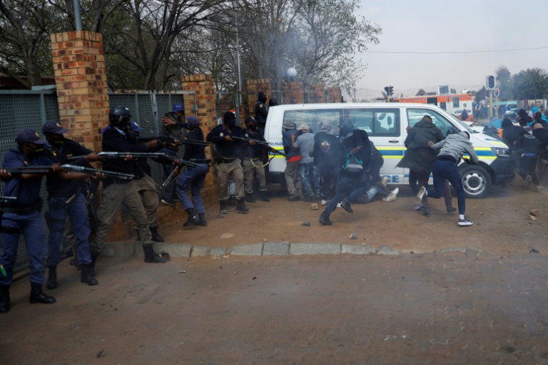 South Africa deploys drones, 33,000 CCTV cameras and 13,000 officers to prevent anti-migrant protests