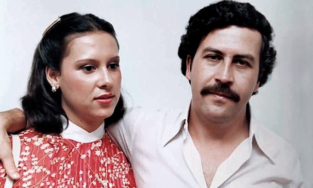 Sokszor könyörögtem neki, hogy engedjen el" - 25 év után törte meg a  csendet Pablo Escobar felesége - önéletrajzi könyvében mesél az átélt  borzalmakról - Blikk