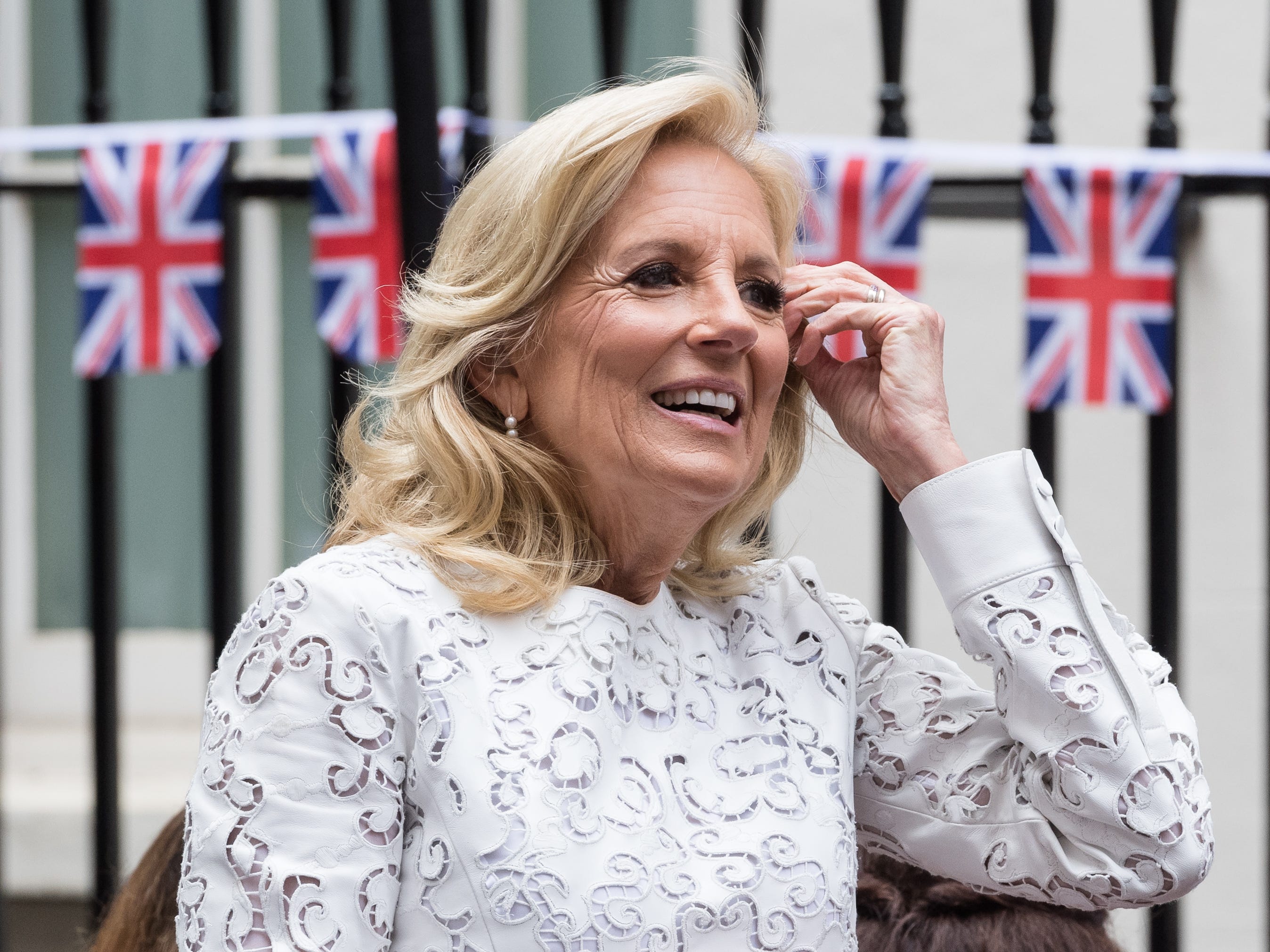 which first lady wore the most expensive dress First Ladies Fashion: Most Expensive Designer Outfits