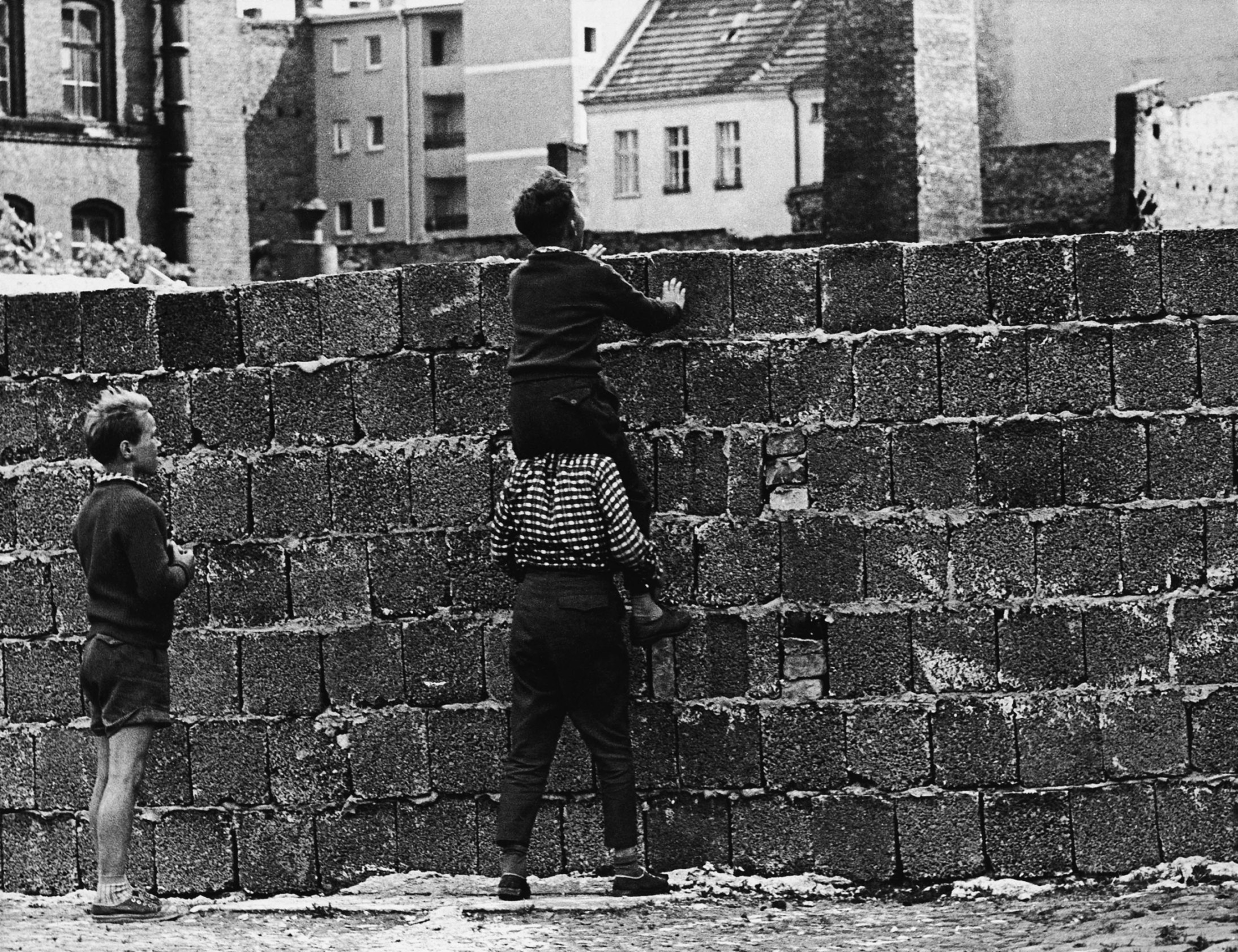Śmierć na berlińskim murze Archiwalne ZDJĘCIA Dziennik pl