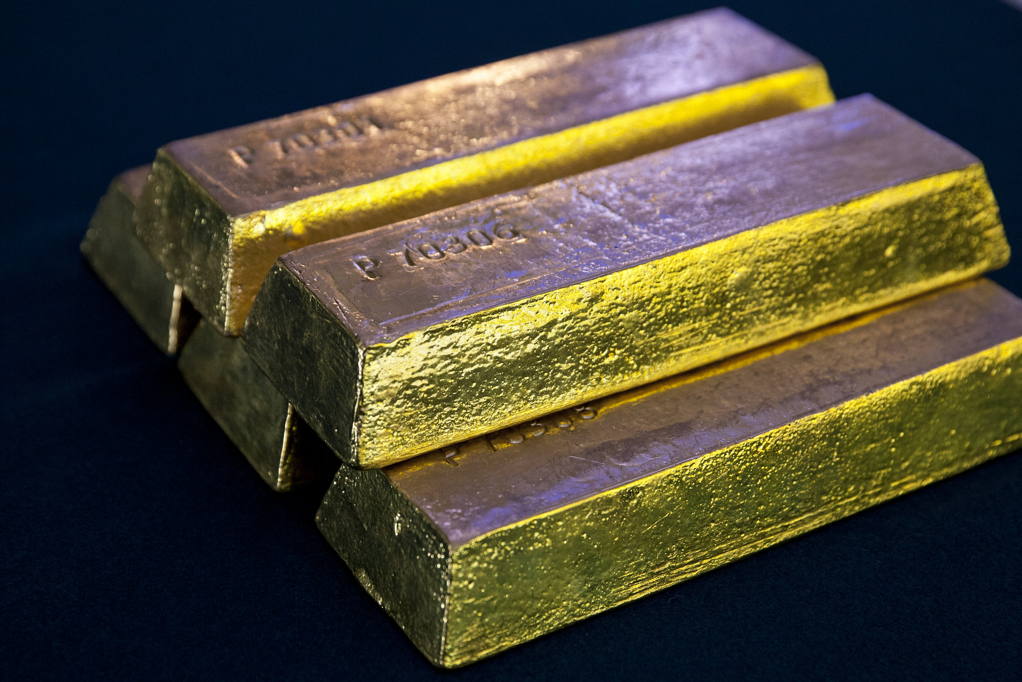 Złoto kontynuuje rekordowy rajd. Kolejny poziom cenowy złamany. Co będzie dalej? [PROGNOZA]