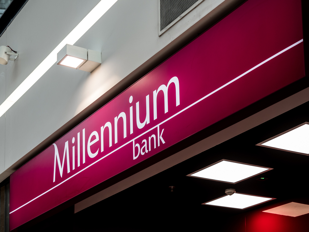 Strata Banku Millennium za III kwartał 2021 r. wyższa od oczekiwań. Kurs  dość stabilny