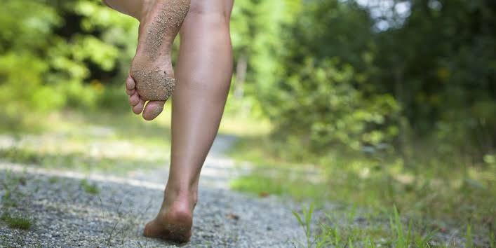 The health benefits of walking barefoot are incredible | Pulse Nigeria