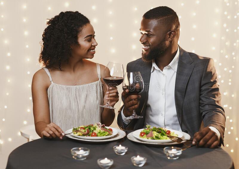 5 things you shouldn\'t do on a first date