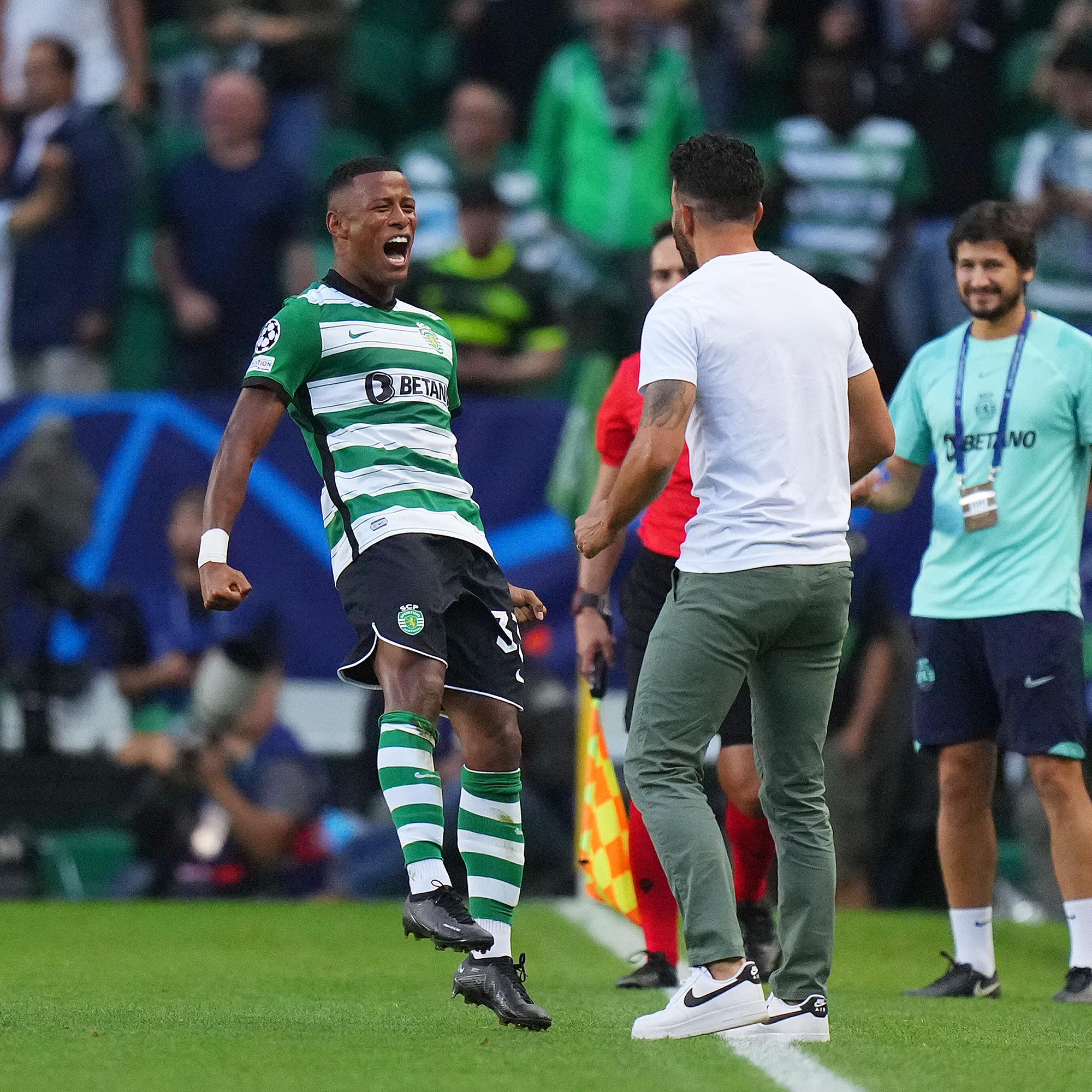 Arthur Gomes scored a minute after entering in the second half stoppage time for Sporting C