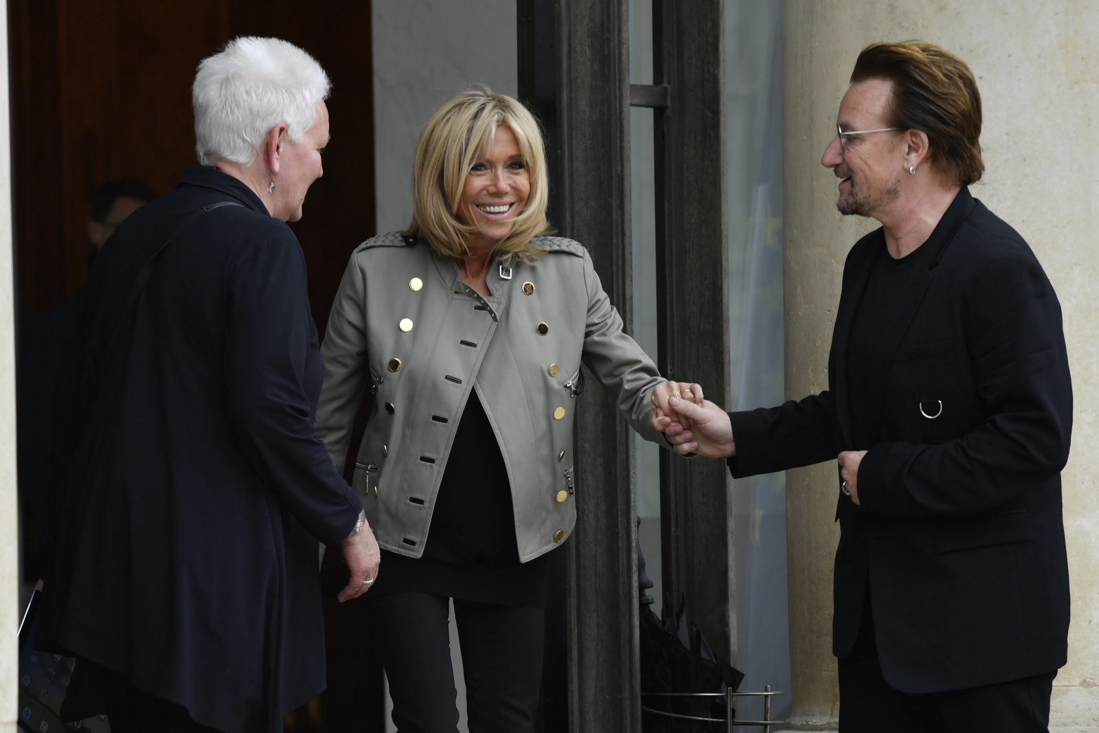 Brigitte Macron i Bono