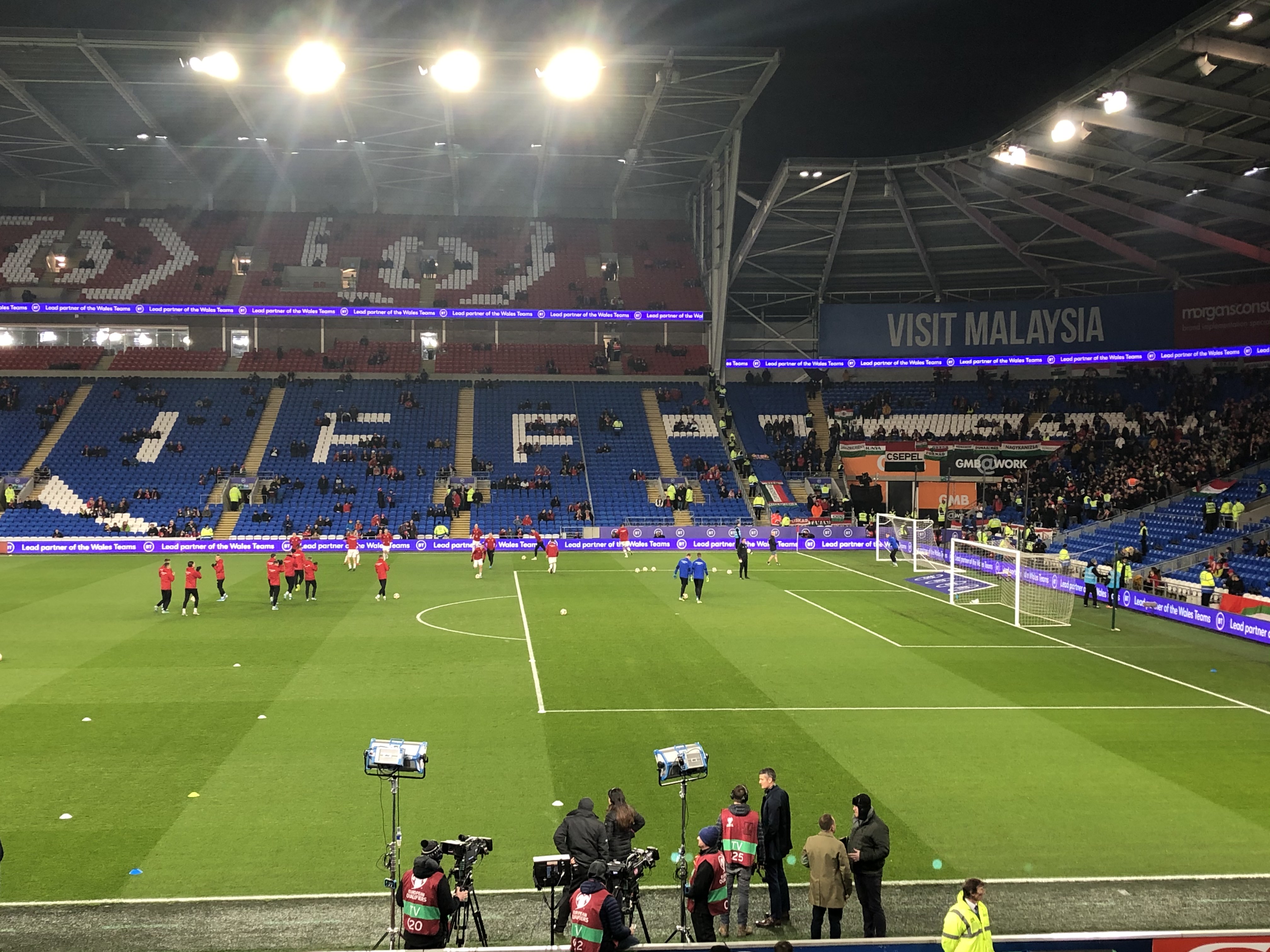 Ellepték a magyar szurkolók Cardiffot: ez történt a Magyarország-Wales  mérkőzés előtt - Blikk